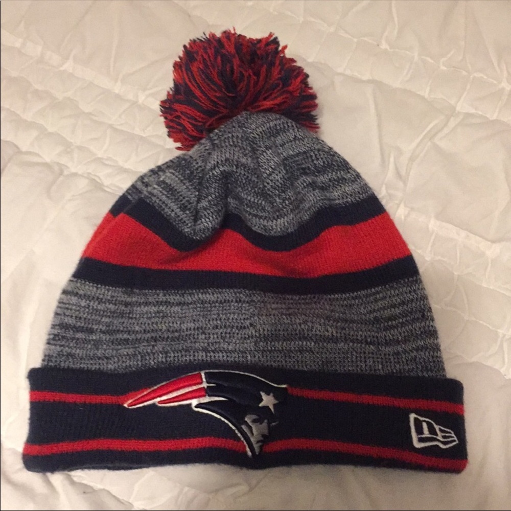 Pom Pom Patriots Hat